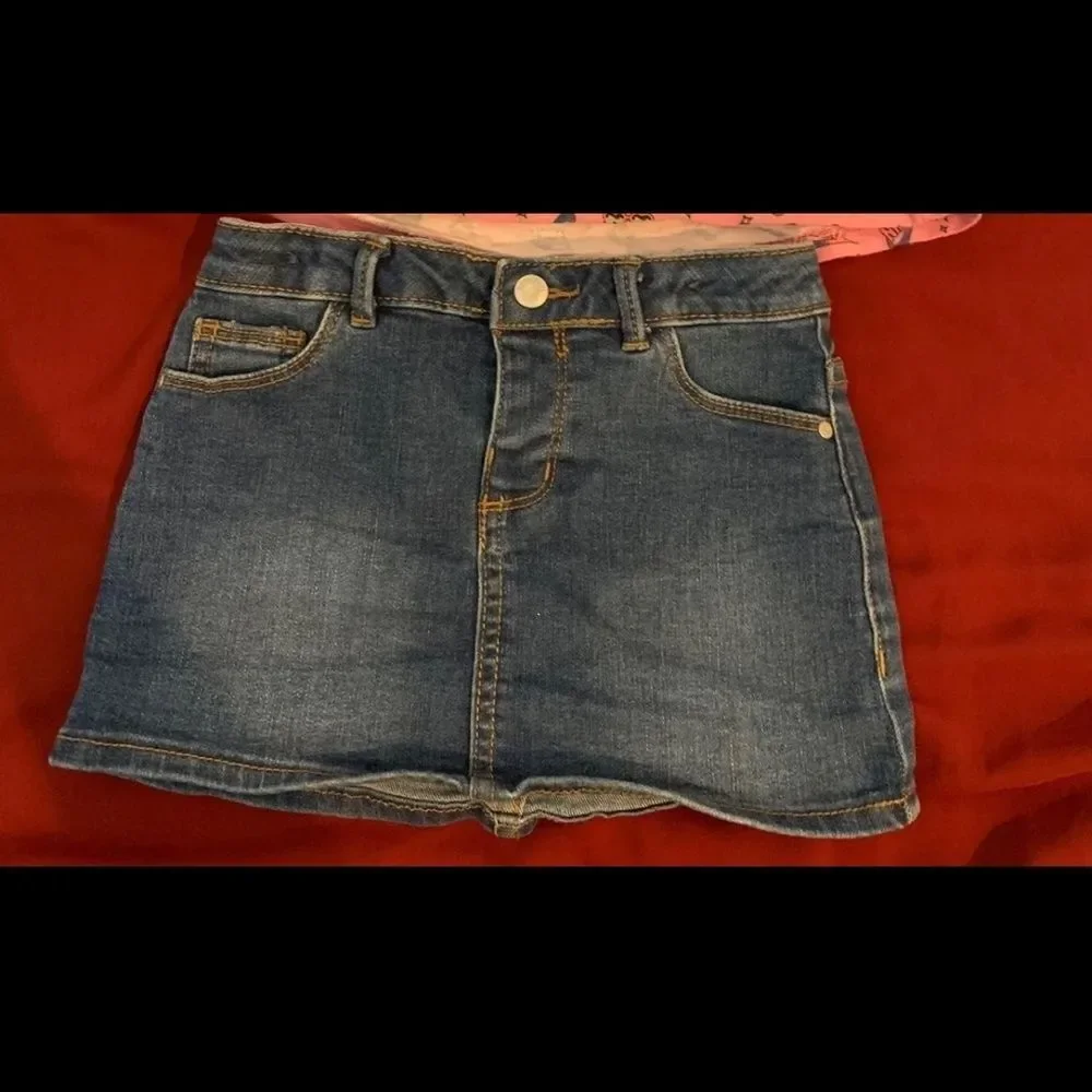 Gap  mini skirt 3-4T